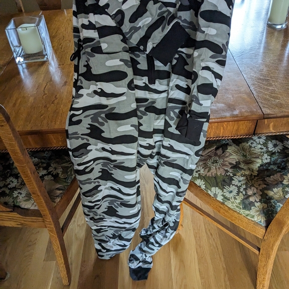 Girls footless onesies, desert print, one size - Picture 4 of 4